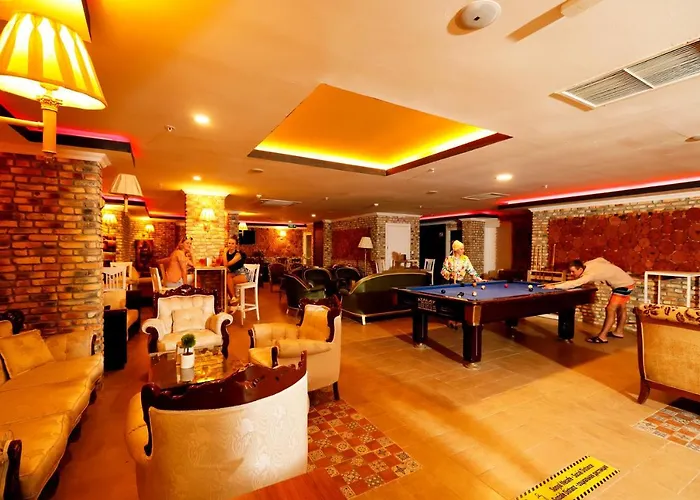 Golden Sunset Hotel&spa 케메르
